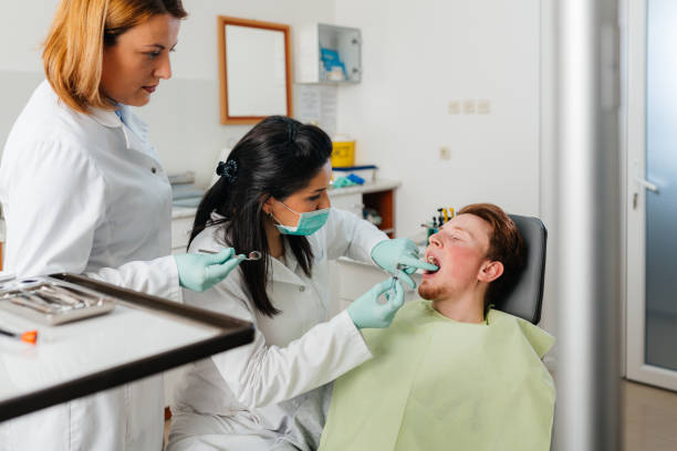 Best Cracked Tooth Emergency Dentist  in Minor, AL